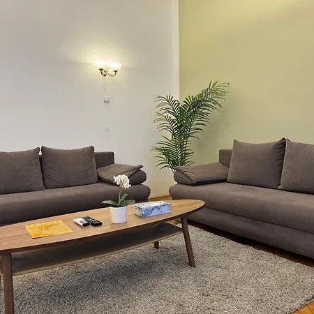 Exceptional In Center Budapest